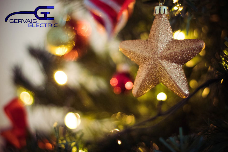 Christmas Lighting Safety Tips to Keep In Mind This Holiday Season