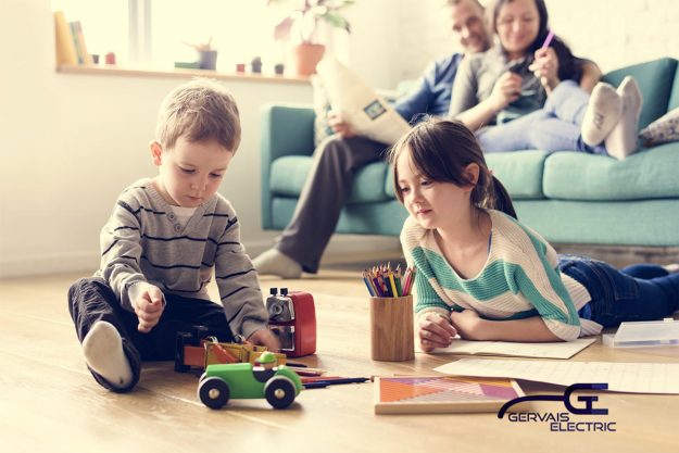 Children-Playing-552413260